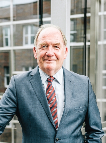 junius-farbe-926x1246-1